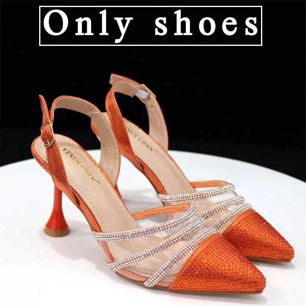 Nur Schuhe orange