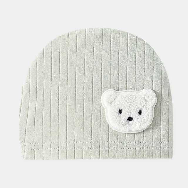 orso cappello verde