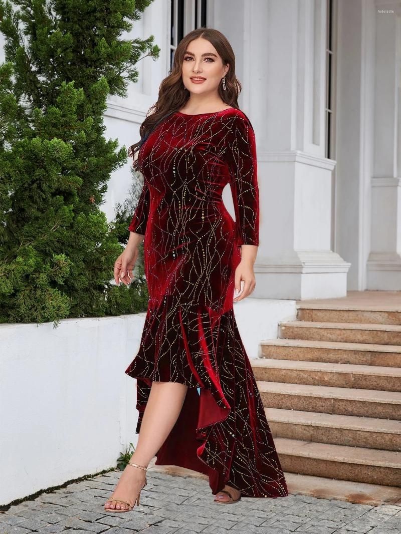 rotes Kleid