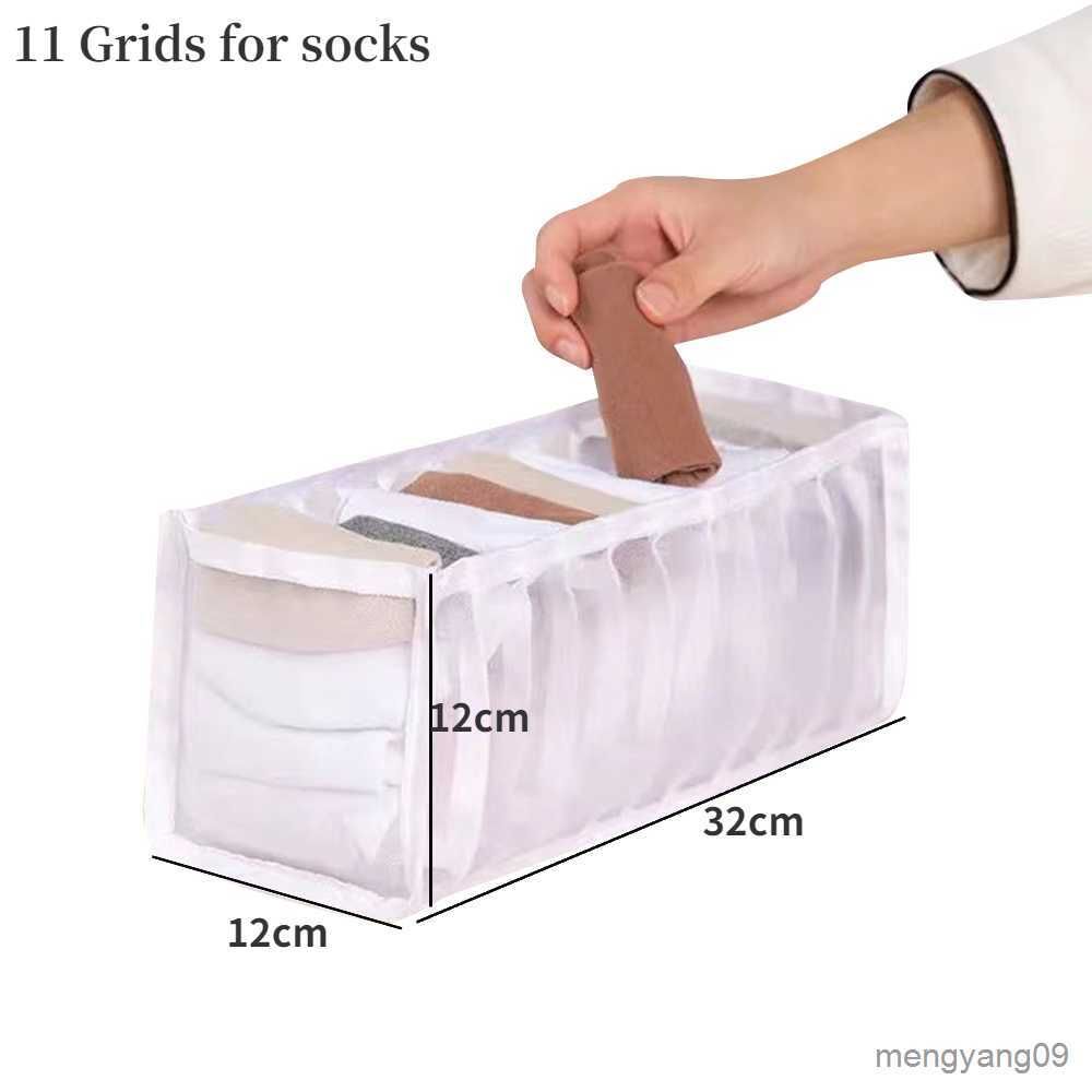 11 Grids-socks-white
