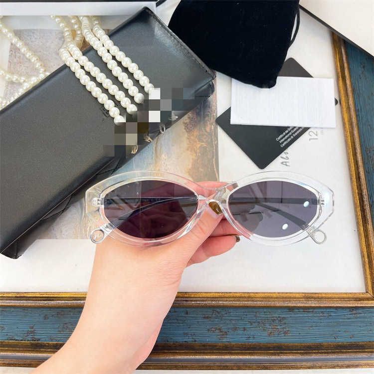 Transparent frame gray sheet