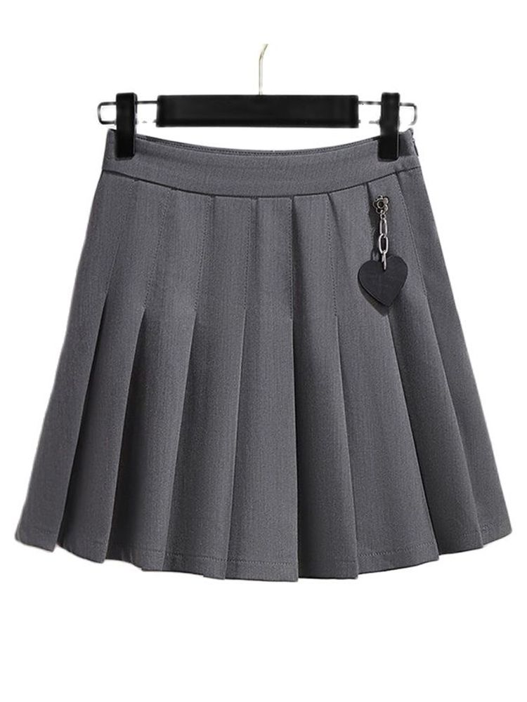 gray skirt