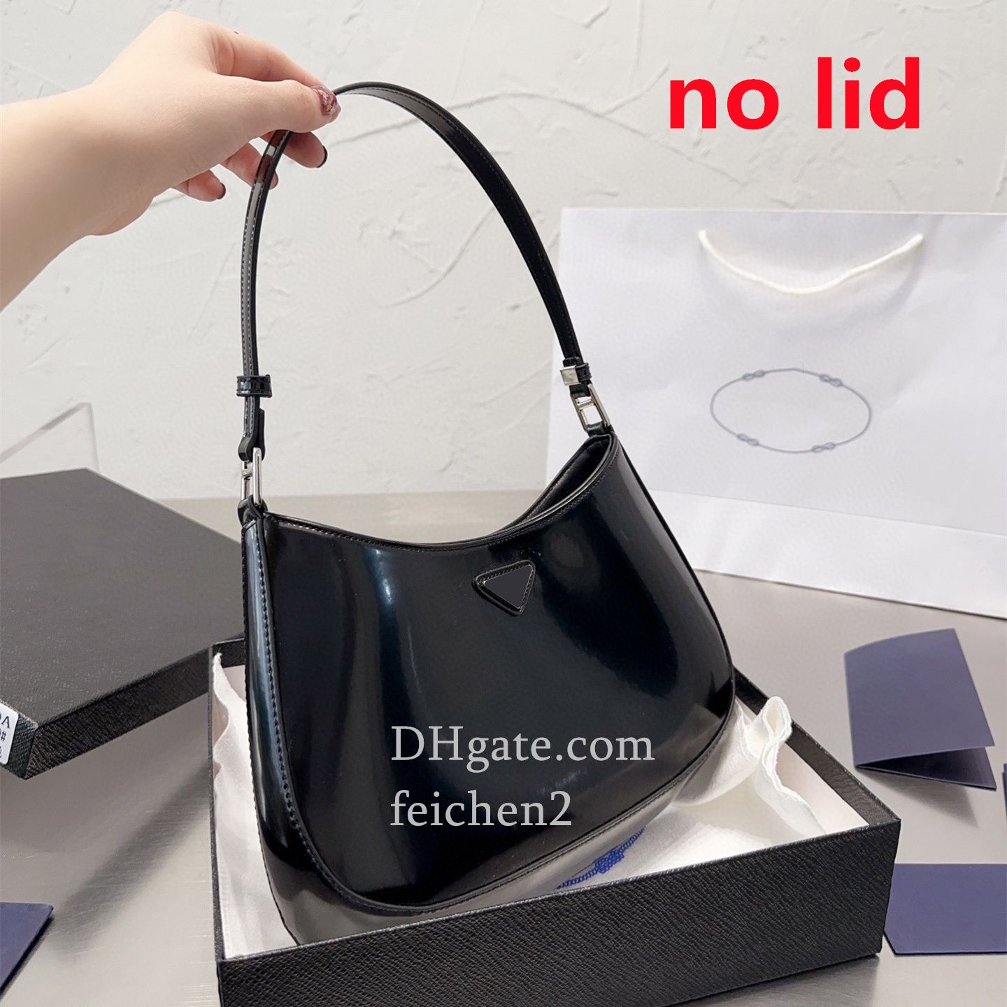 No lid-black