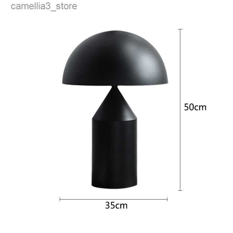 Black DiA35CM-AU Plug