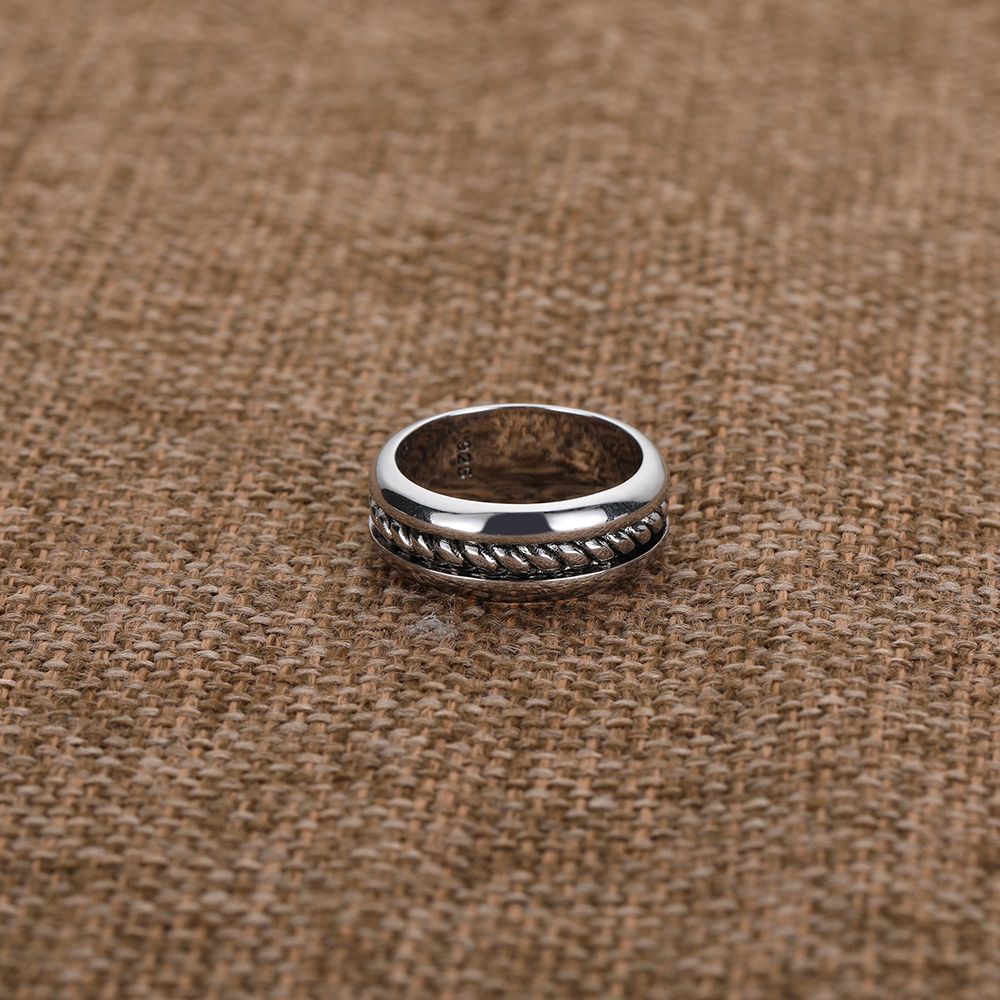 Schwarzer Ring