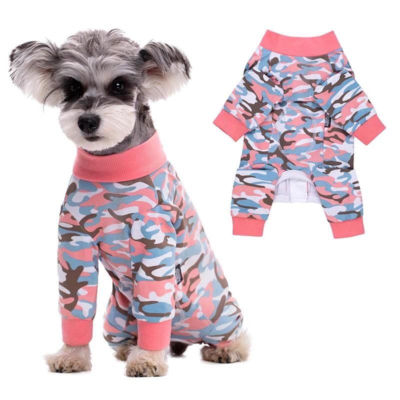 Fille camouflage rose chien