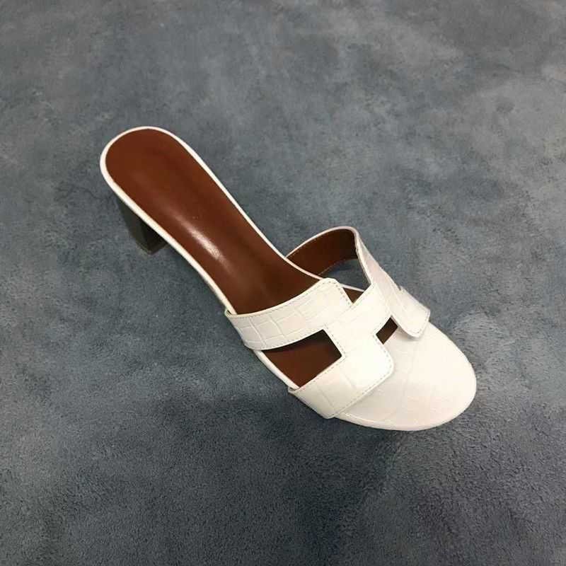 White high heel standard