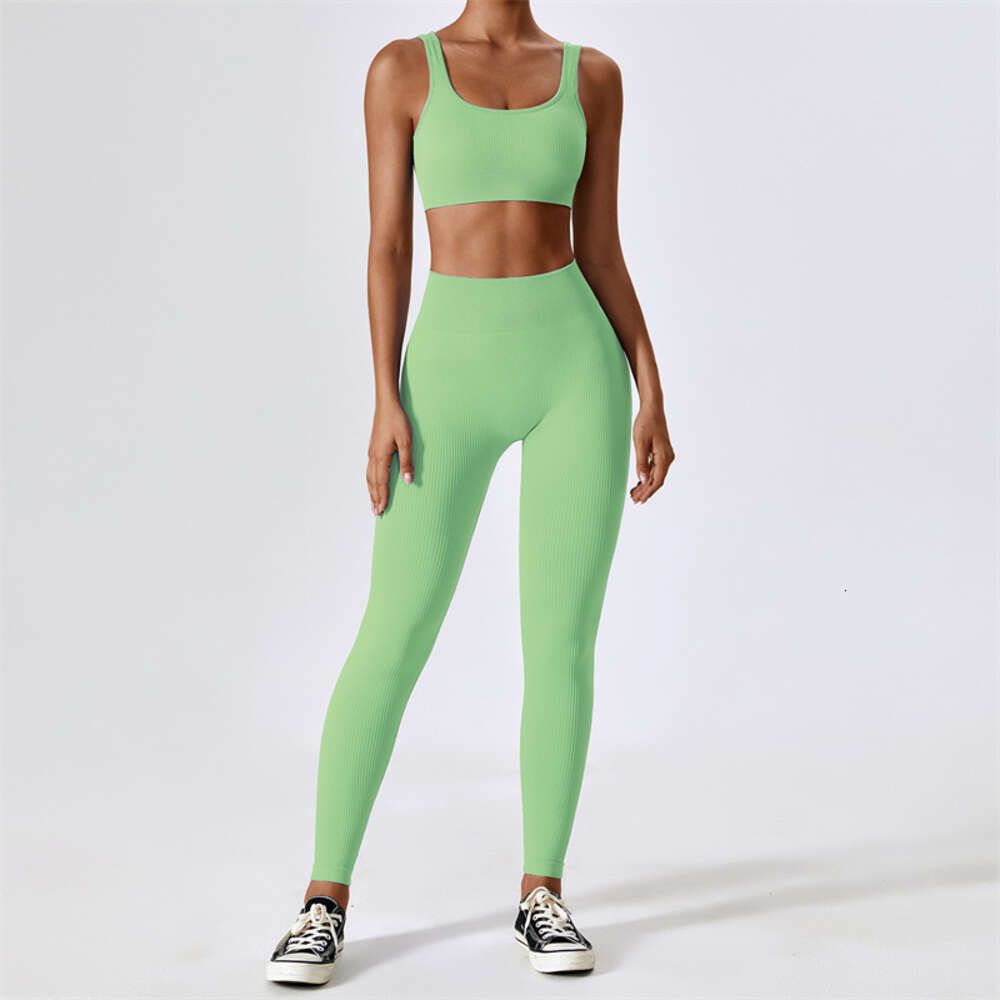 groene beha broek