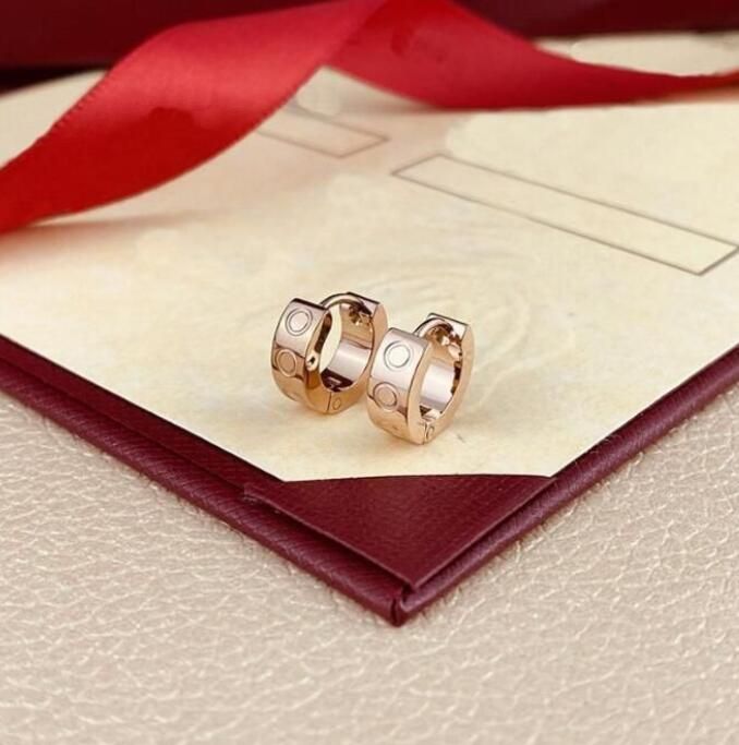 rose gold color small size no diamond