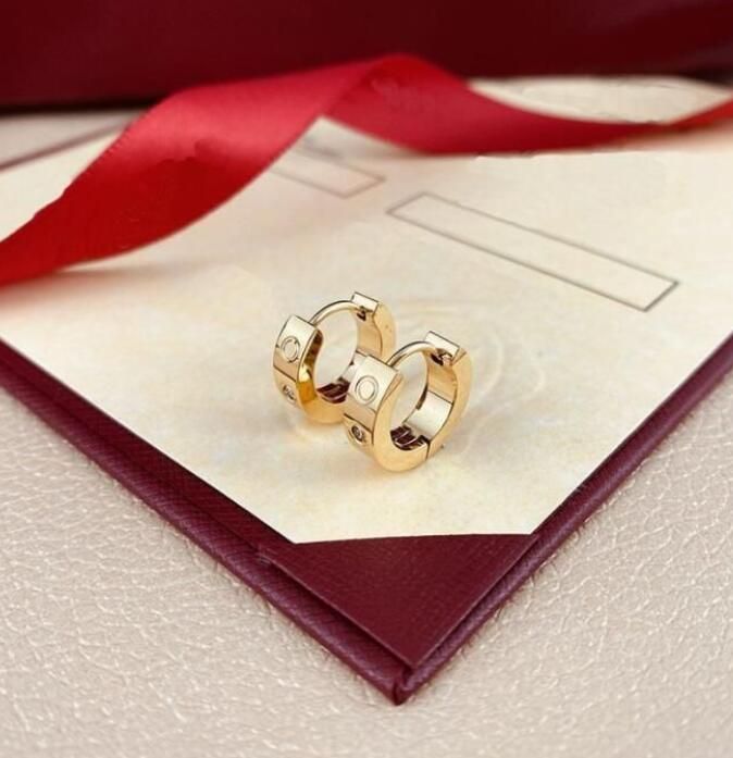 gold color middle size with diamond