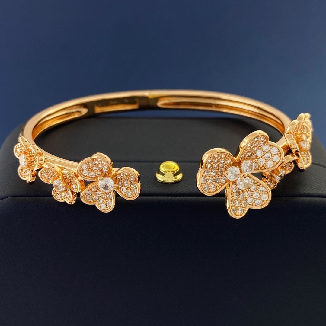 017-70 bracelet en or rose