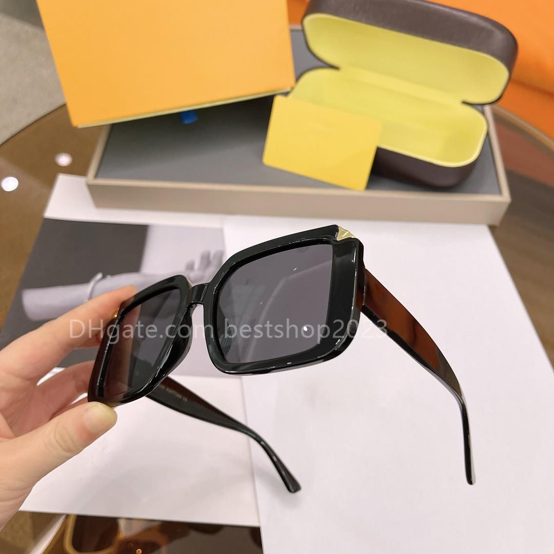 Luxury Square Wholesale Sunglasses For Men And Women Full Frame