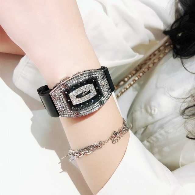 silver shell black belt (key style)