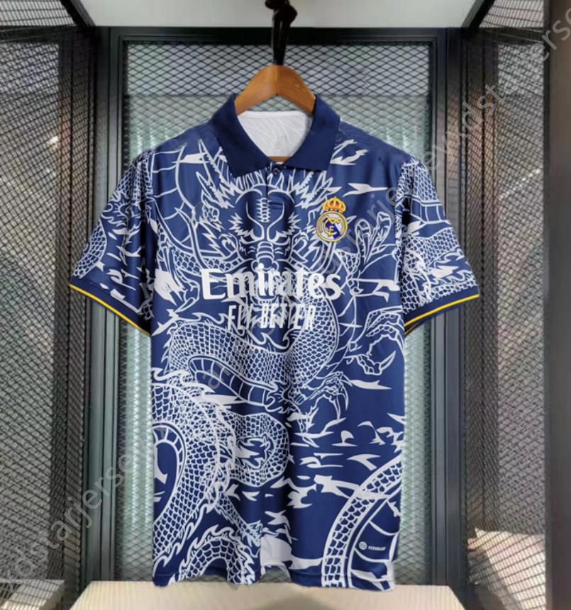 Real Madrid Sonderedition Blau