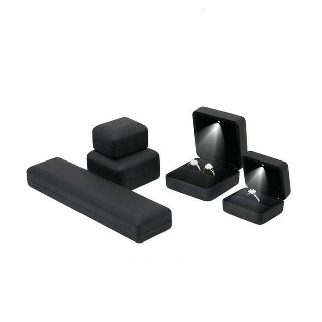 Black-Single Ring Box