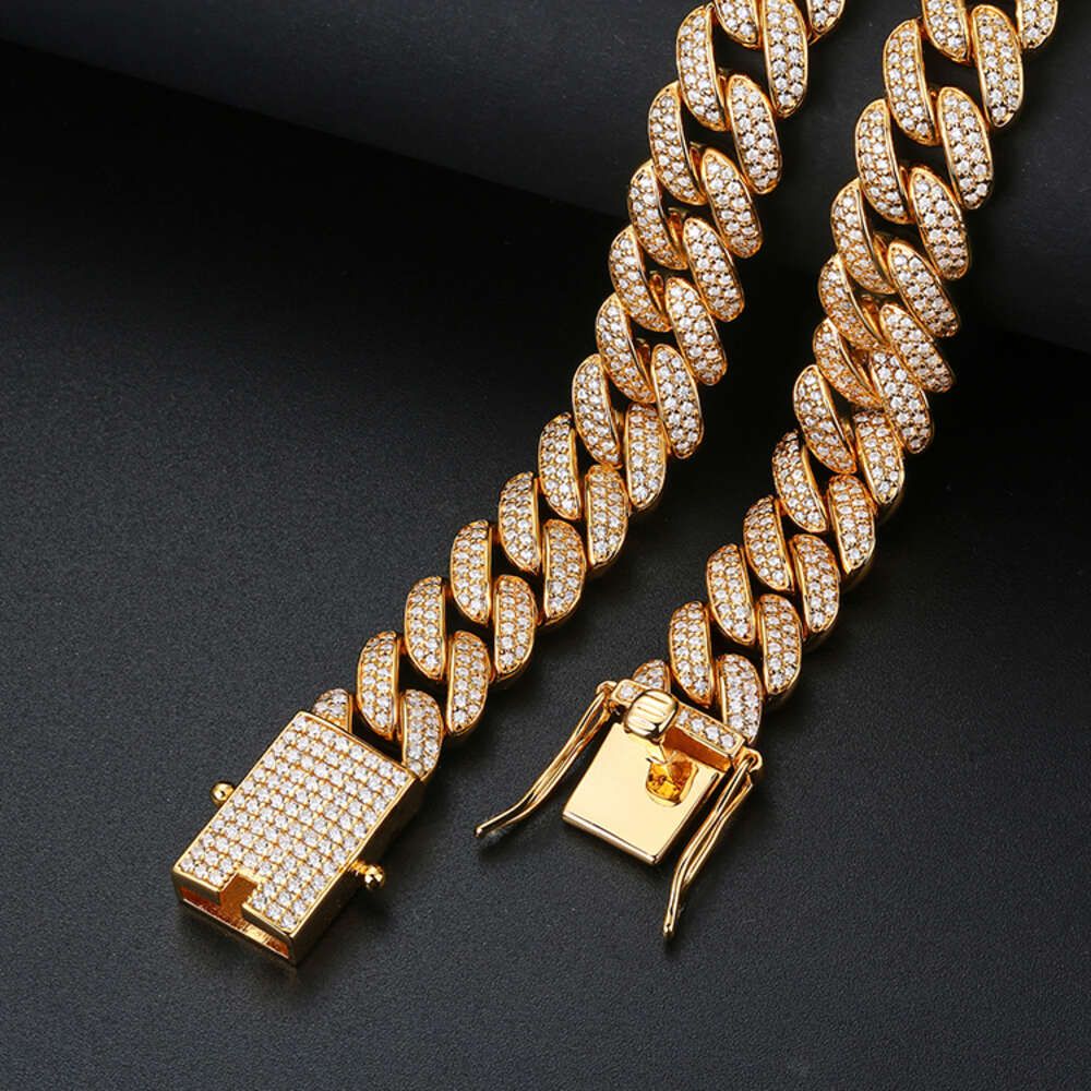 Gold-Cuban Chain-22 Inches