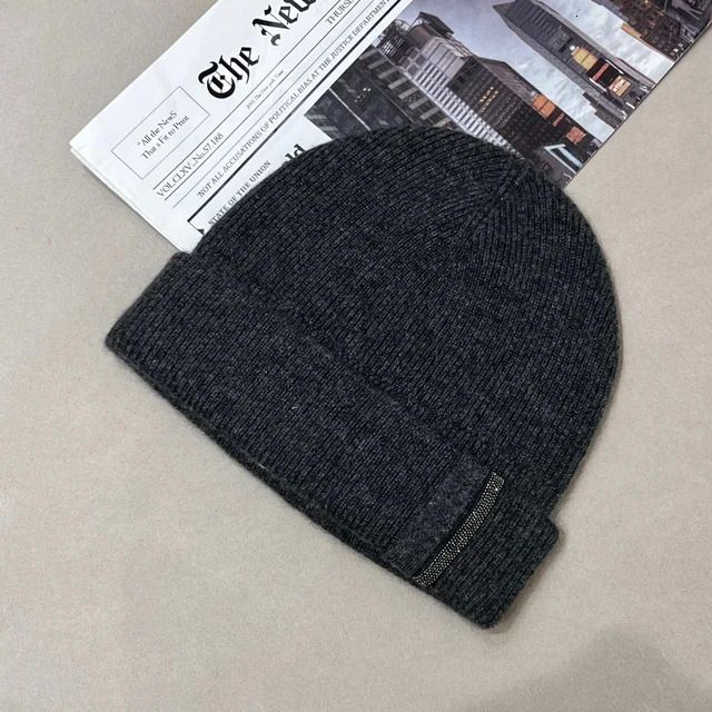 dark gray hat