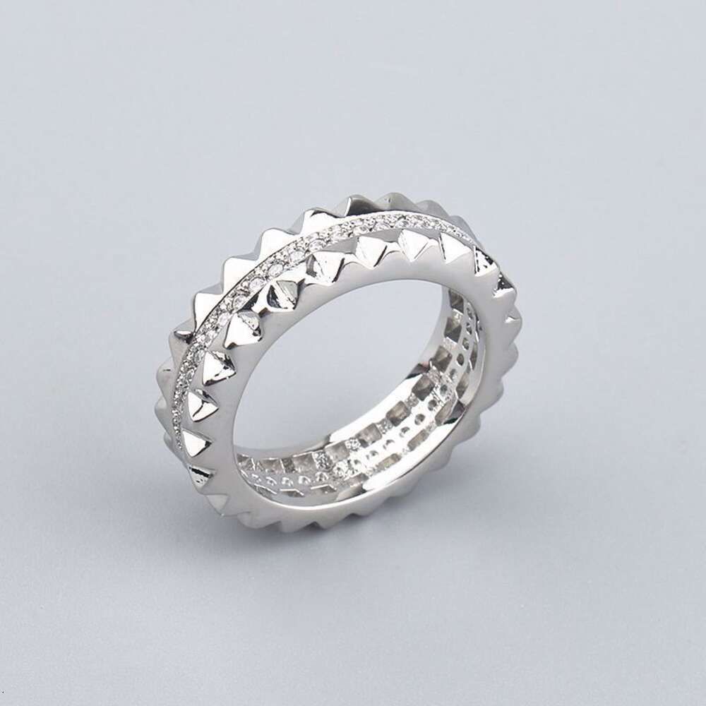 Platinum - Ring (US 6-9 prendi nota)