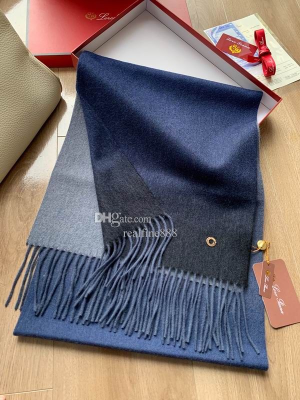 23.10.29 LP Scarf_09