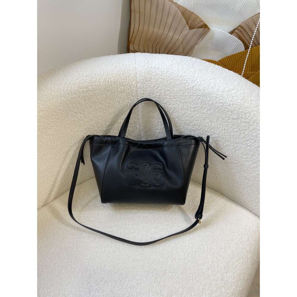 Black tote221715