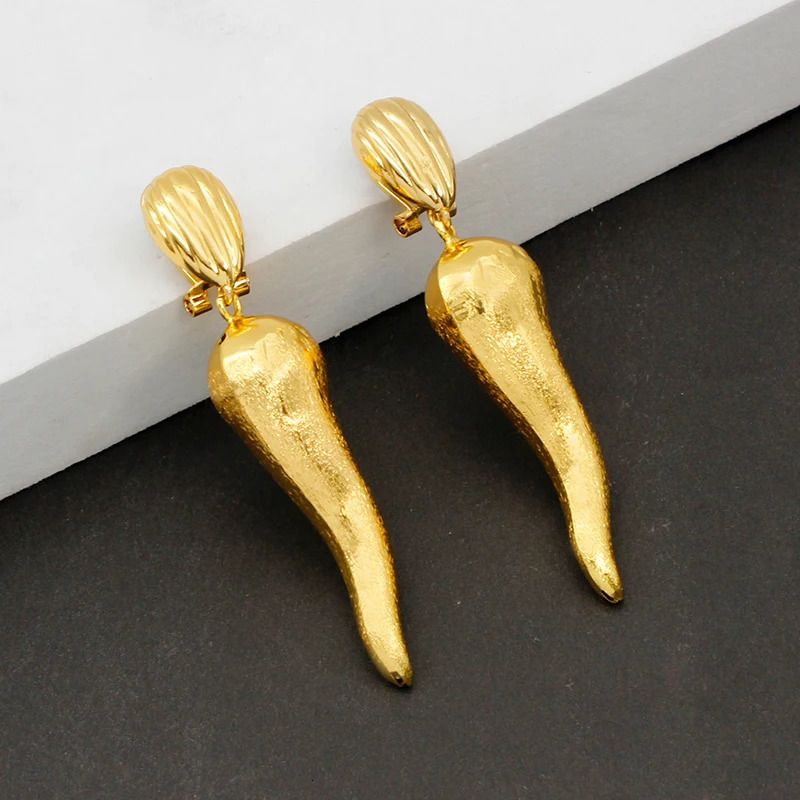 Earrings1-Gold