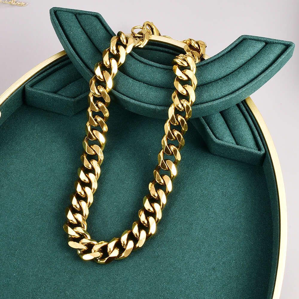 Gold-Necklace-45cm