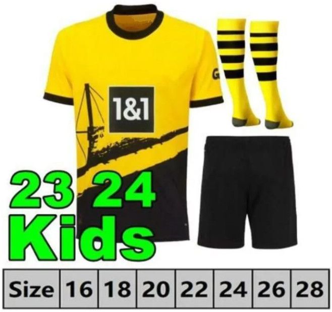 23/24 Kids-Home+chaussettes