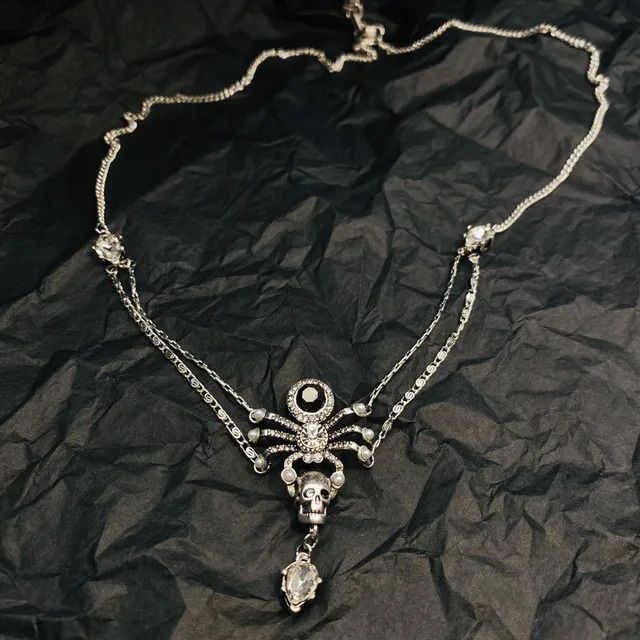 Necklace-silver
