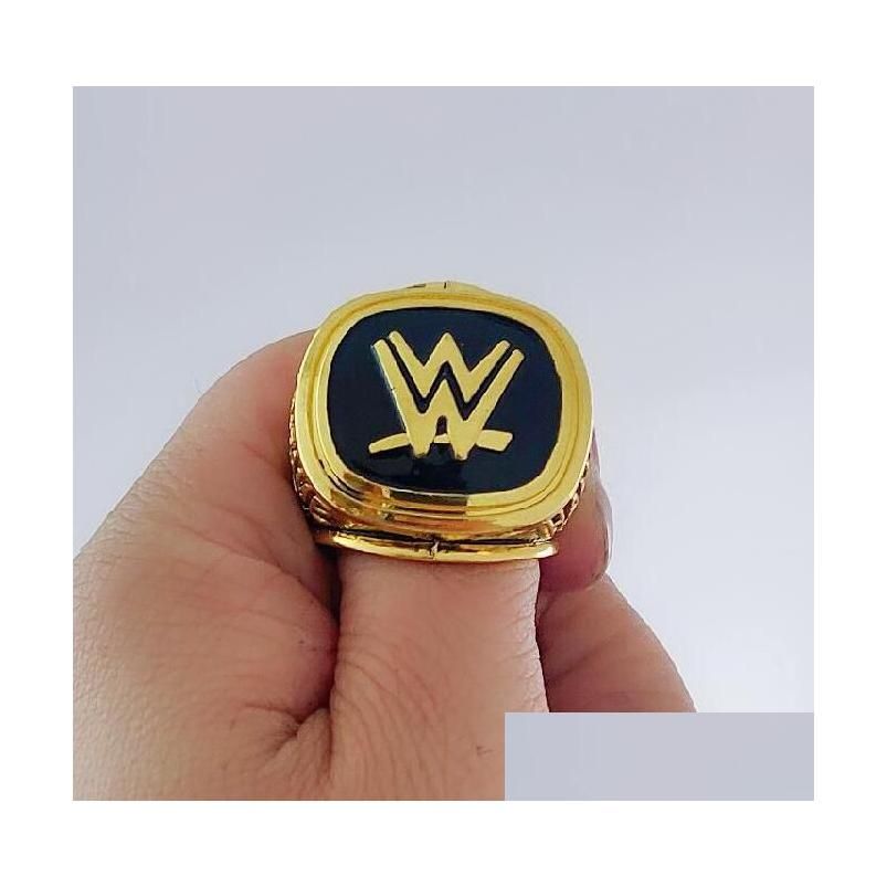 2015 Year-Ring With A Wooden Box