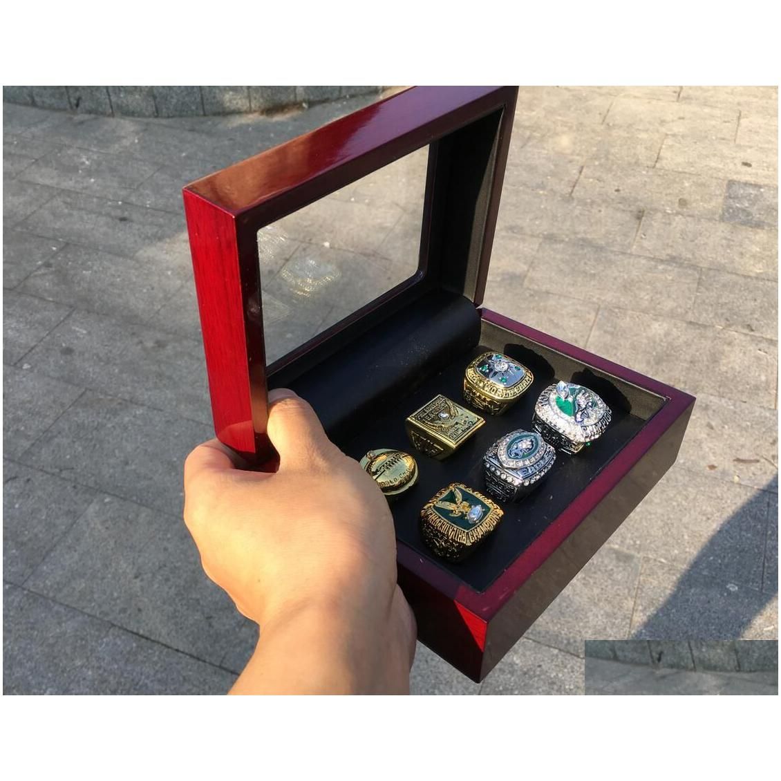 6pcs Eagl E Ring Set with Wooden Box