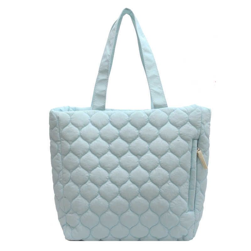 Size blu: 31x32x12cm