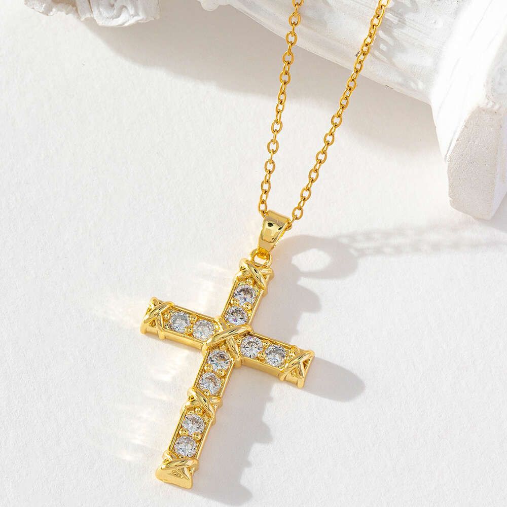 Klassisk populär Cross White Zircon