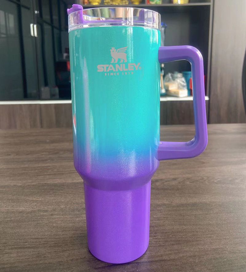 New Stanley Quencher 40oz Tumblers Cups Gradient Colors with Logo handle lid and straw powder coating Car Mugs Vacuum insulated drinking Water Bottles 0414