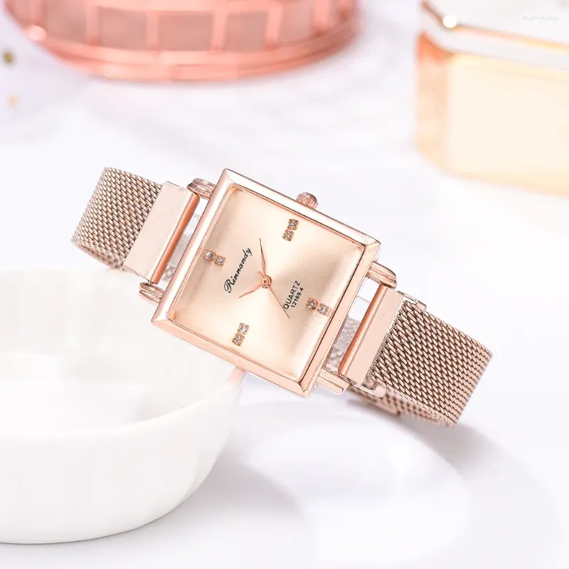 montre en or rose