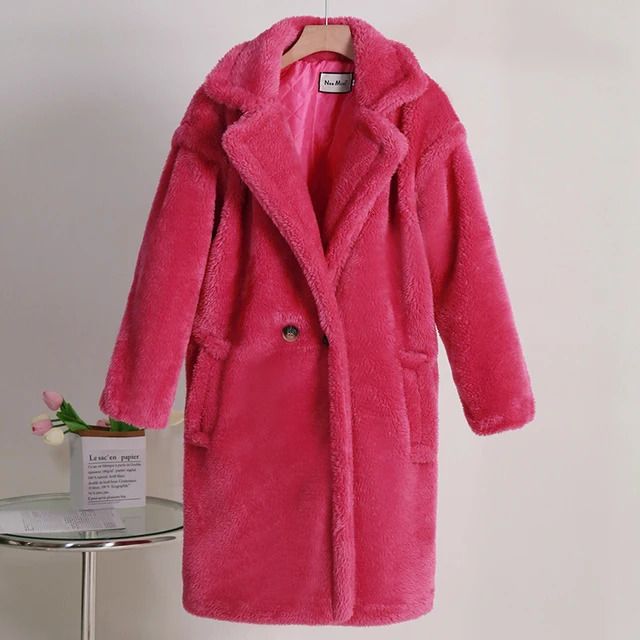 manteau en peluche rose