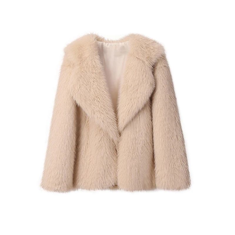 model beige fur coat