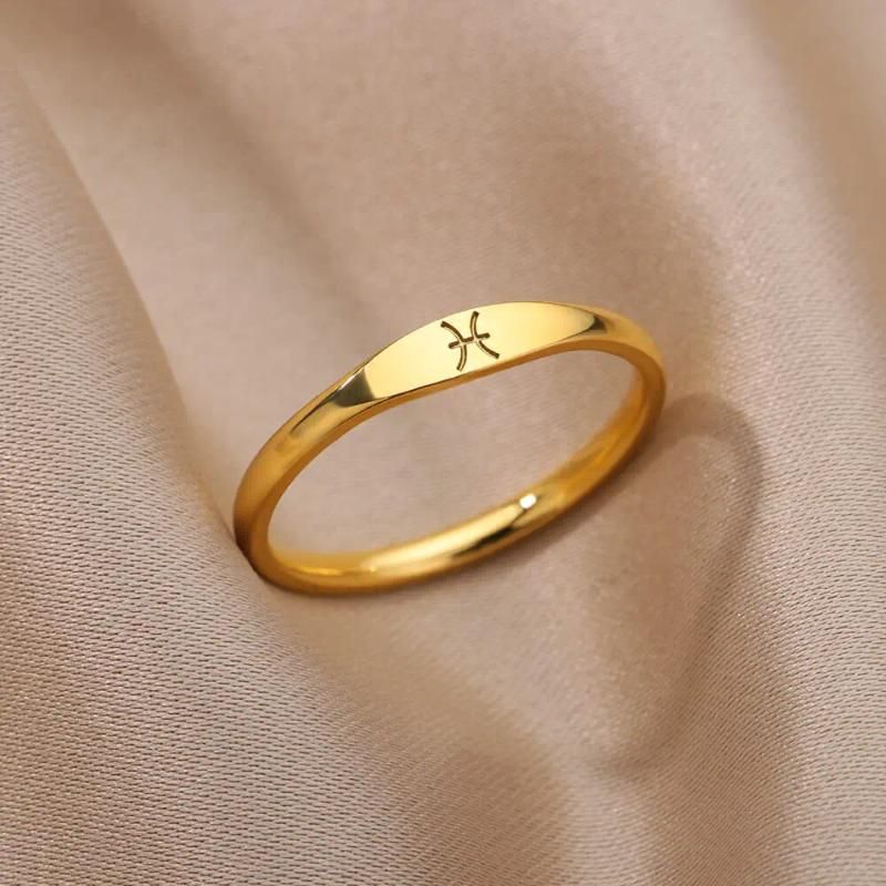 China Gold-Color Pisces 3
