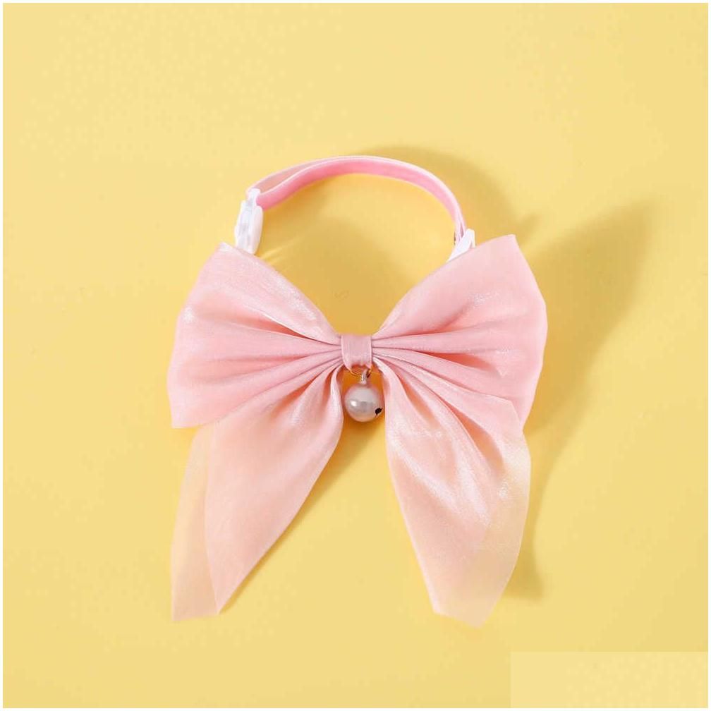 Colarinho rosa Bowtie