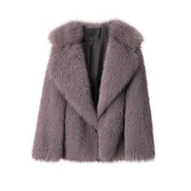 Серый меховой пальто