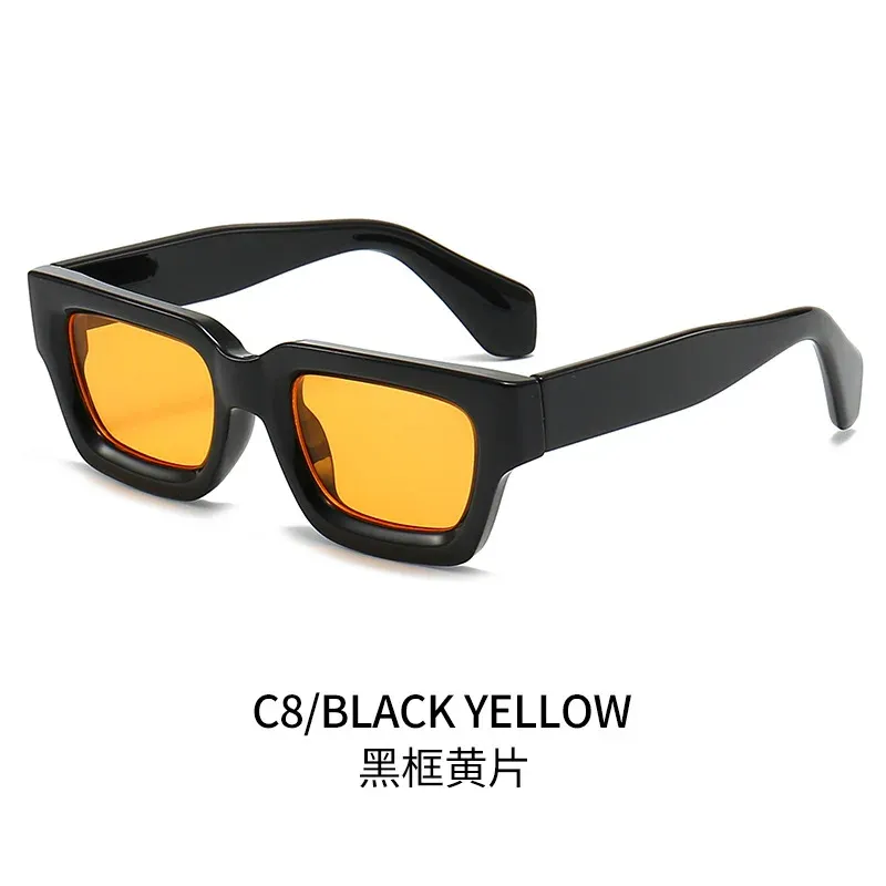 C8 Black Jaune