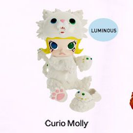 Curio Molly