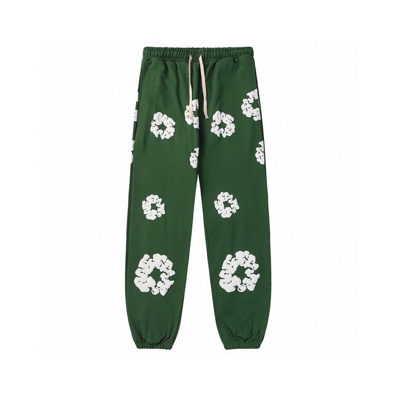 Zwartachtige groene broek