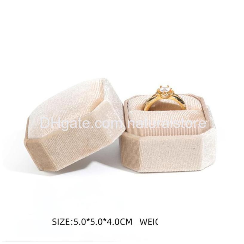 Boîte à bague unique beige