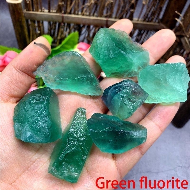 Green Fluorite-Weight 30-50g