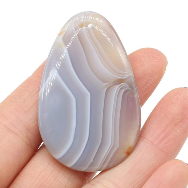 Agate à rayures grises