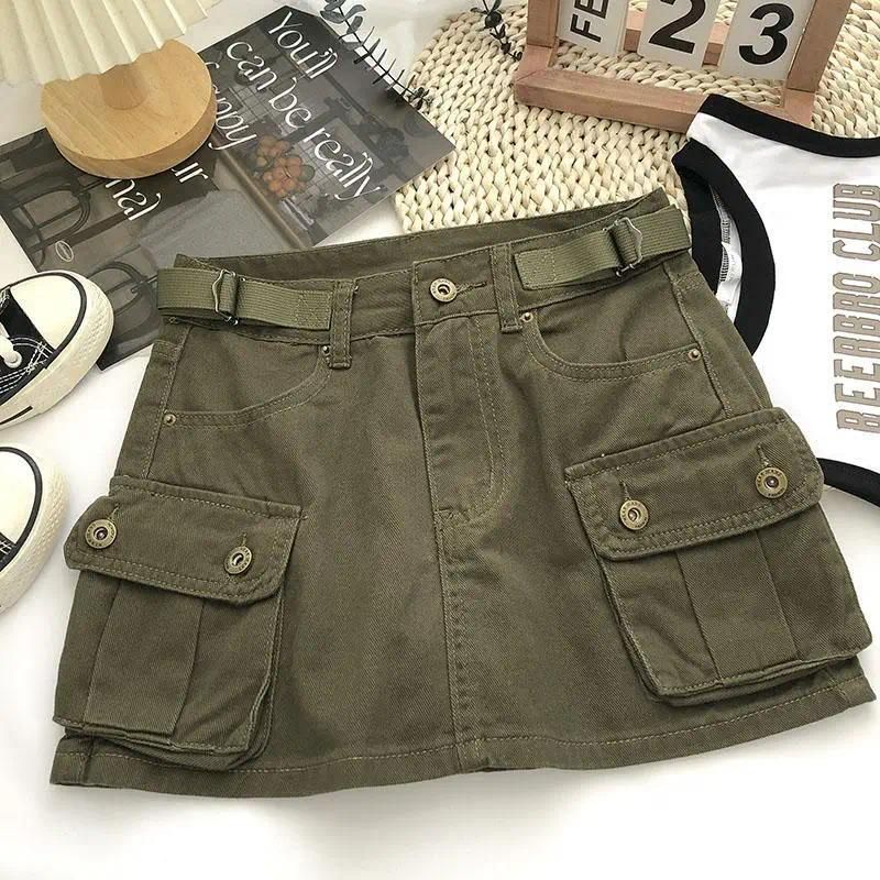 Green with Belt A054