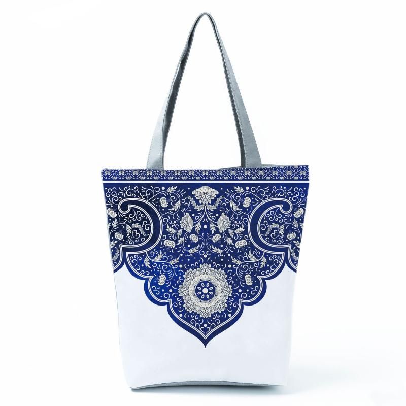 hl3571 Tote Bag