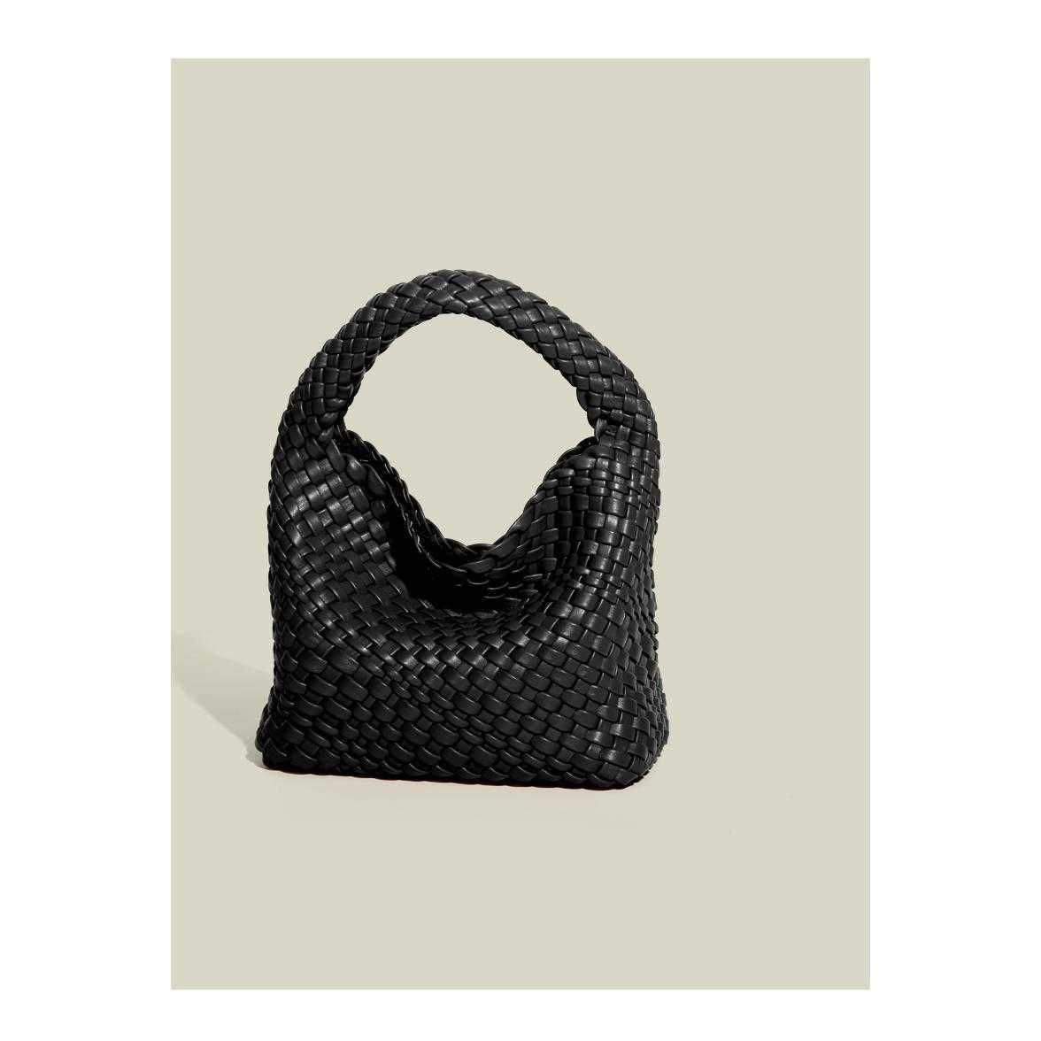 black woven small bag can be