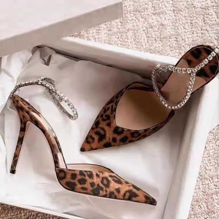 leopard print flock