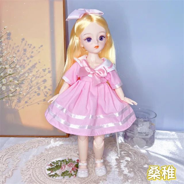 4-Doll And Clothes (b)